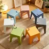 Taburete Cuadrado de Una Pieza Color Macarrón, Apilable, Ahorra Espacio, Resistente, Antideslizante de Plástico, Taburete para Mesa de Comedor para Uso Doméstico