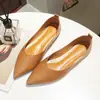 Sapatos Loafers Rasos Femininos Bico Fino 2025 Primavera/Verão Novos Tendência Versátil Sapatos Rasos de Solado Macio