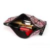Bolsa plana de mano con patrón de rombo estilo europeo y americano, forma de gota de agua, Bolsa de maquillaje Diamond Magic, bolsa de maquillaje portátil y conveniente, outlet de fábrica