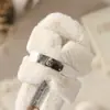 Novas Pantufas Peludas para Meninas Outono/Inverno 2026, Modernas para Usar ao Ar Livre, Fivela de Metal, Confortáveis e Quentes, Pantufas de Algodão para Bebê