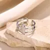 Anillo Abierto Retro Europeo y Americano de Acero Inoxidable Oro de 18K Elemento Simple de Amor Sentido de Diseño Nicho Ins Anillo de Acero de Titanio