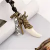 Venta al por mayor de Joyería Lote Mixto, Collar Personalizado de Diente de Lobo de Cuero Estilo Rock Moderno, Collar de Aleación Vintage, Colgante para Hombre