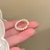 Anillo de Perlas con Forma de Lazo para Mujer Diseño de Nicho Ins Anillo Decorativo para Dedo Índice Lujo Accesible Anillo de Apilamiento de Gama Alta