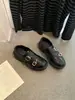 [] Mocassins de Fivela Retro Estilo Britânico 2026 Nova Moda Sola Grossa Aumento de Altura Sapatos Pequenos de Couro Casuais
