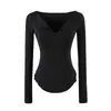 Camiseta de Manga Larga con Cuello en V y Dobladillo Deshilachado Spicy Girl para Mujer, Diseño Otoñal con Sentido, Capa Base Ajustada, Delgado, Dobladillo Curvo, Top Base