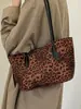 Bolsa Grande Estampa Leopardo Retrô Feminina 2026 Outono/Inverno Nova Bolsa de Ombro Única para o Dia a Dia Bolsa Tote Simples Bolsa Saco