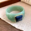 Pulseira Gradiente Quadrada de Acrílico, Pulseira de Luxo Leve Ins Nicho High-End, Joia de Mão Versátil da Moda Personalizada Atacado