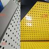 Estante de Almacenamiento para Tablero Perforado Tablero para Colgar Herramientas de Agujero Cuadrado Estante de Exhibición de Tablero Perforado Metal Montado en Pared sin Taladro Pared de Almacenamiento Dyson