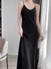 Vestido de Suspensório Dalian Feminino 26 Estilo Primavera/Verão em Linho Acetato Imitado Preto Sólido e Branco Cetim, Estilo Elegante