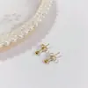 Aretes de Tuerca Geométricos de Estrella de Acero Titanio con Bolas de Acero Grandes y Pequeñas de Moda Simple al por Mayor de Fábrica de Venta Caliente Aretes Perforados Mujeres