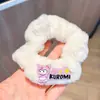 2026 Versión Coreana Lindo Scrunchie de Peluche Dibujo Animado Otoño e Invierno Goma para el Cabello Accesorio para el Cabello Diario Dulce