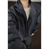Jaqueta bomber Cleanfit desconstruída com gola alta para homens, jaqueta de baseball curta estilo americano com silhueta de ombro estruturada, jaqueta workwear