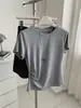 Camiseta plissada de algodão Pima macio e amigo da pele para afinar a cintura feminina, gola redonda, cor sólida, ombro normal, manga curta, base, Verão 2026