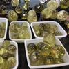 Adornos de bola de citrino natural bola de cristal bola amarilla hogar oficina matriz de siete estrellas cristal del Mar de China Oriental al por mayor