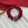 Elástico de Veludo Vermelho Diamante Brilhante de Ano Novo Elástico de Cabelo Feminino Não Machuca o Cabelo Elástico de Cabelo Novo 2023 Elástico de Cabelo de Alta Qualidade Elástico de Cabelo Durável