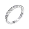 Anillo Corazón de Plata de Ley S925 con Circonita Transfronterizo Europeo y Americano Anillo de Plata de Ley de Gama Alta Nicho Fila de Anillos de Plata Trenzada con Diamantes