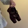 2026 Nuevo Estilo Zapatos Mary Jane de Terciopelo Francés con Punta Cuadrada, Boca Baja, Tacón Oculto y Doble Correa para Mujer, Zapatos de Ballet de Primavera