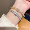 Pulsera de Hebilla Ovalada con Diamantes Galvanizada en Oro Real de 18 Quilates Lujo Accesible Pulsera de Gama Alta Pulsera de Moda Elegante Versátil