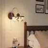 Nueva Lámpara de Pared para Mesita de Noche de Dormitorio Estilo Chino con Estética de la Dinastía Song, Estampado de Hoja de Bambú Inspirado en el Zen, y Luz de Pared de Fondo con Cremallera para Sala de Estar y Pasillo