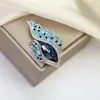 Broche Transfronterizo Nuevo de Alta Gama Lazo Insecto Flor Femenino Anti-Exposición Fijo Ropa Versátil Corsage