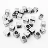 En stock acero inoxidable dorado 7 mm orificio pasante cuadrado accesorios de letras cuentas de letras perforadas colgante collar DIY joyería