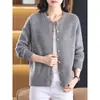 Nueva Colección Primavera/Otoño/Invierno 2026: Elegantes suéteres de cuello redondo, tops de punto, cárdigans y prendas de abrigo para mujer