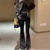 Jeans Acampanados de Cintura Alta con Pedrería Negra para Mujer, Elásticos, Nuevo Estilo Primavera 2026, Corte Delgado, Versátiles y Modernos