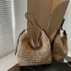 Bolsa Tote Tecida Vazada de Grande Capacidade Versátil para Mulheres Verão Novo Estilo Resort à Beira-Mar Casual Bolsa de Ombro ou Axila