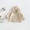 Conjunto de Dos Piezas para Bebé Dianxi: Chaqueta con Capucha Bordada para Niños, Otoño Nuevo, Cuadros, Bolsillo de Parche, Dibujos Animados, Pantalones de Pierna Ancha