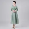 Vestido elegante e refinado de comércio exterior para mulheres 2026, estilo japonês e coreano, cor sólida simples, vestido de mãe para banquete de casamento, fornecimento do fabricante