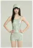 Nuevo traje de baño de una pieza para mujer 2026, estilo de competición, con diseño de corte plano, efecto adelgazante, control de abdomen, tirantes elásticos y tejido de secado rápido, diseñado específicamente para piscinas.