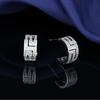 Pendientes de lujo ligeros de alta gama, superventas en Amazon, con circonitas pequeñas de estilo europeo y americano, joyería distintiva para las orejas.
