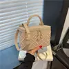 Bolso de mujer de alta gama, nuevo modelo 2026, bolso tipo caja intrincadamente bordado, elegante y versátil, con patrón de diamantes, moderno y de lujo ligero, bolso tipo caja