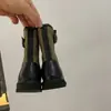 Botas estilo Martin patchwork retrô para meninas, nova coleção outono 2026, patchwork de lona e couro, altura média da panturrilha, sola macia, botas de moda infantil