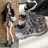 Zapatos de Padre Antideslizantes para Mujer de Suela Gruesa Versátiles con Cordones Malla Transpirables Cómodos Suela Suave para Senderismo al Aire Libre Modernos 2026 Incrustaciones de Pedrería