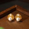 Pendientes de perlas de diamantes irregulares chapados en oro de estilo nicho, sencillos, con aguja de plata 925, elegantes y combinables.