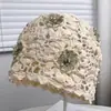 Novo Chapéu de Lã Crochê Vazado Feito à Mão para Mulheres, Estilo Coreano, Decorado com Motivos Florais, Tricô Acrílico, Elegante Touca para Cabeça