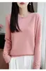Suéter de tricô 100% lã feminina, nova coleção outono/inverno 2026, com acabamento em renda, gola redonda e detalhes em crochê vazado, um top moderno
