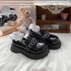 Mocasines de suela gruesa y tacón grueso para mujer, zapatos de una sola capa, zapatos pequeños de cuero, nuevos 2024, estilo británico vintage, hebilla metálica, zapatos para estudiantes de suela blanda, zapatos JK