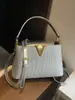 Bolsa de Alta Qualidade Transfronteiriça Feminina 2025 Nova Tendência Moda Bolsa de Ombro Único de Mão Bolsa Transversal Super Quente para o Dia a Dia