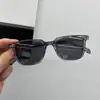 Óculos de Sol de Armação Quadrada Pequena Estilo Coreano para Homens, Novos Óculos de Sol Retrô Personalizados, Óculos Artefato de Maquiagem Simples de Celebridade da Internet Atacado