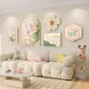 Pintura decorativa de flores para sala de estar moderna minimalista mural para pared de fondo de sofá combinación de reloj de flor pequeña estilo nórdico crema pintura colgante