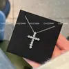 Collar de Acero de Titanio con Cruz Antidesvanecimiento, Artesanía Exquisita, Lujo Ligero, Sensación de Alta Gama, Cruz Totalmente Diamantada Hip-Hop Cadena para Clavícula Popular Transfronteriza Europea y Americana