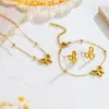 Brincos de Aço Titânio com Laço de Alta Qualidade, Pulseira, Corrente para Clavícula, Conjunto Requintado, Pulseira de Aço Inoxidável Simples e Versátil, Atacado