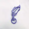 Llavero con Forma de Pluma de Metal Electrochapado con Proceso de Pintura Colgante Accesorio Colgante DIY Hecho a Mano con Movimiento de Resorte