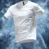 Camiseta atlética de manga corta y cuello redondo para hombre, para verano, con mangas raglán, letras en inglés en el lateral, corte ajustado y diseñada para correr al aire libre y actividades de fitness