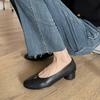 Sapatos de Trabalho Camélia em Couro Integral Texturizado Outono 2024 Salto Médio Grosso Bico Redondo Couro Genuíno Boca Rasa Flor Sapatos de Camada Única para Mulheres