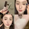 Pinkyfocus Corrector Iluminador de Piel Fundente y Translúcido Ilumina el Tono de Piel, Es Hidratante, Ligero, Se Adhiere Bien y No Se Acumula Fácilmente