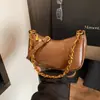 Bolsa Transversal Corrente Marrom Vintage para Mulheres, Novo Modelo 2026, Luxo Leve Nicho Alta Qualidade Exquisite Bolsa de Ombro