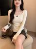 Camiseta de encaje con cuello en V y manga larga 2024 otoño nuevo slim adelgazante chica hot sexy top puro con forro polar